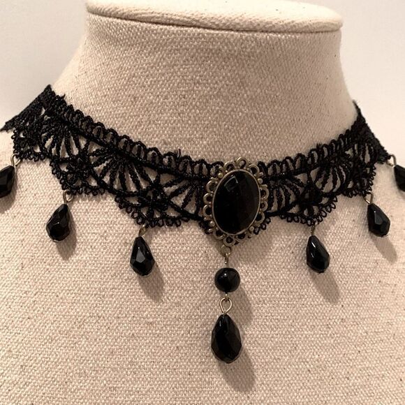 Black Lace Choker Handmade Necklace Gothcore Goth Vintage Victorian Beads NEW - Picture 3 of 10
